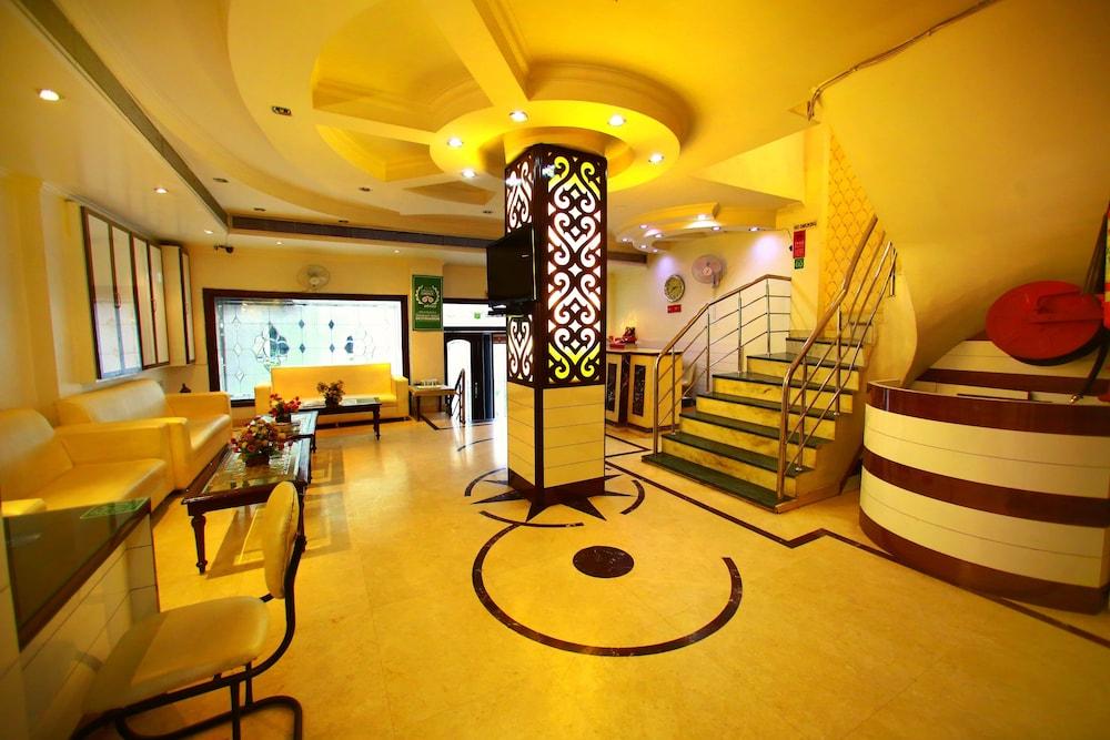 Treebo Paras International Delhi  Exterior photo