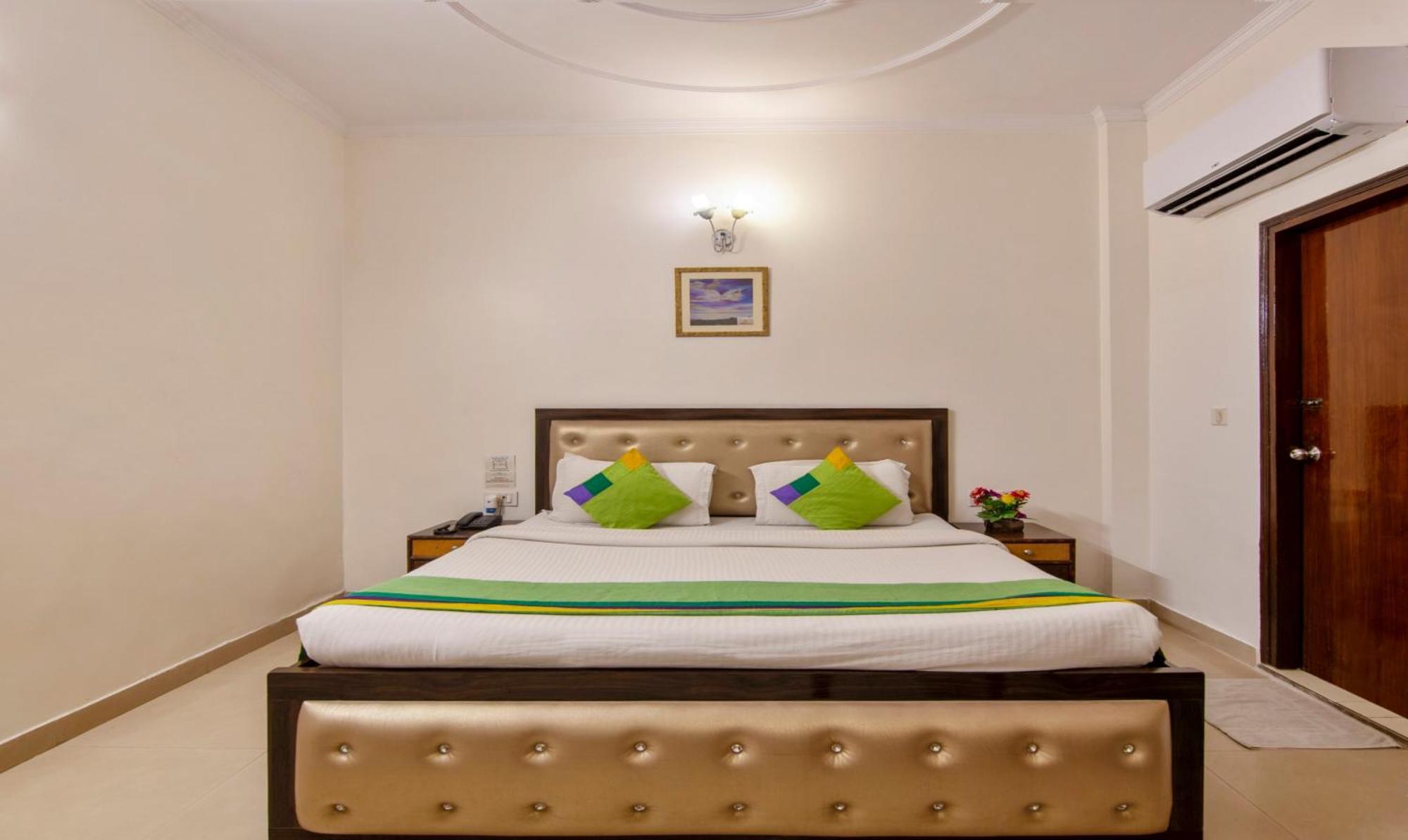 Treebo Paras International Delhi  Exterior photo