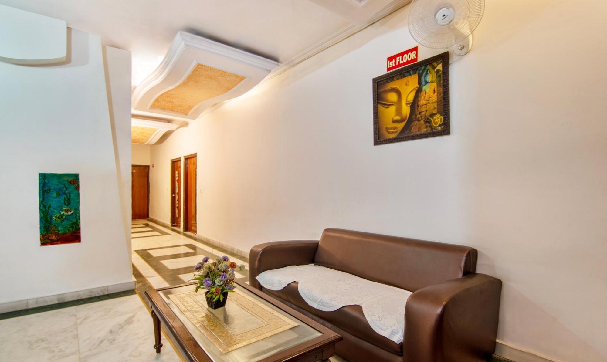 Treebo Paras International Delhi  Exterior photo