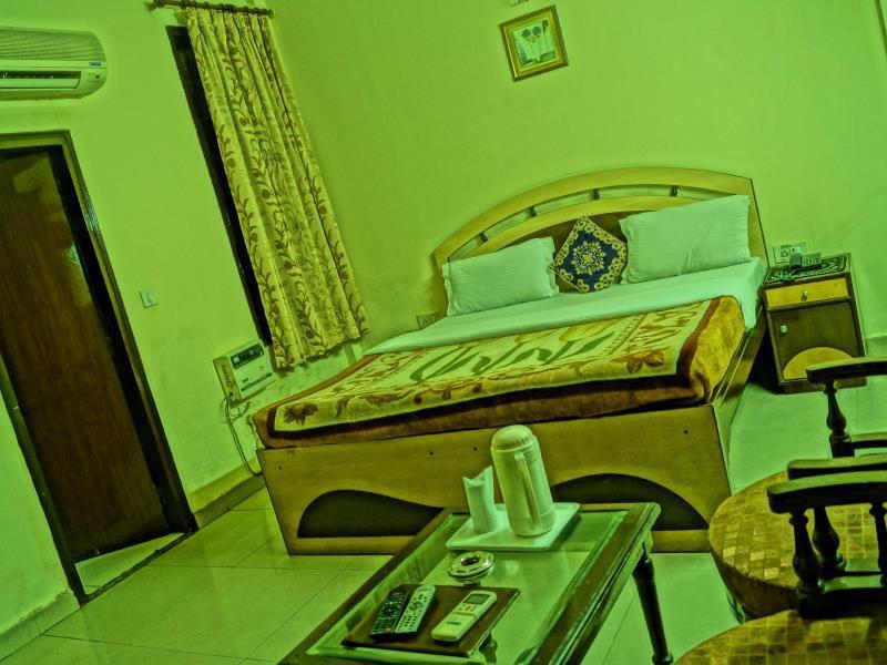 Treebo Paras International Delhi  Exterior photo