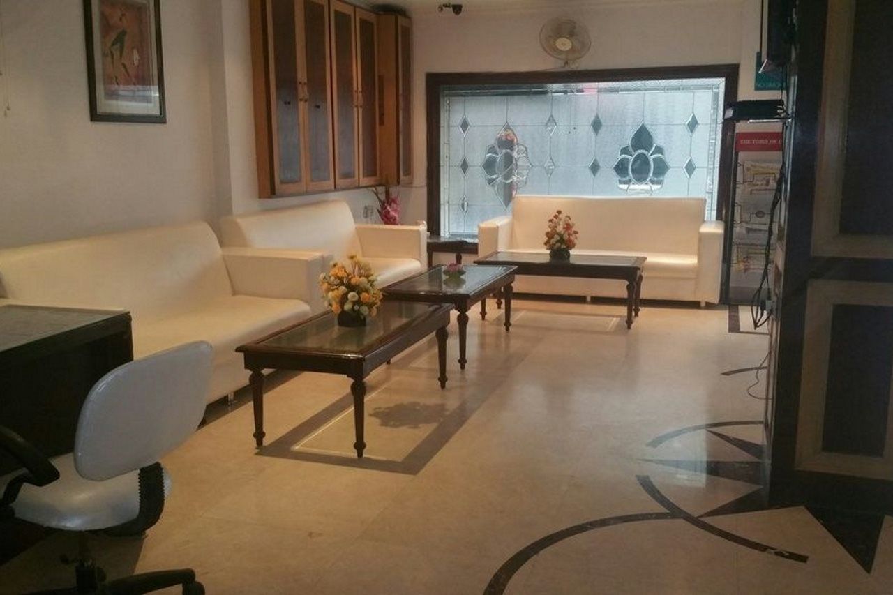 Treebo Paras International Delhi  Exterior photo